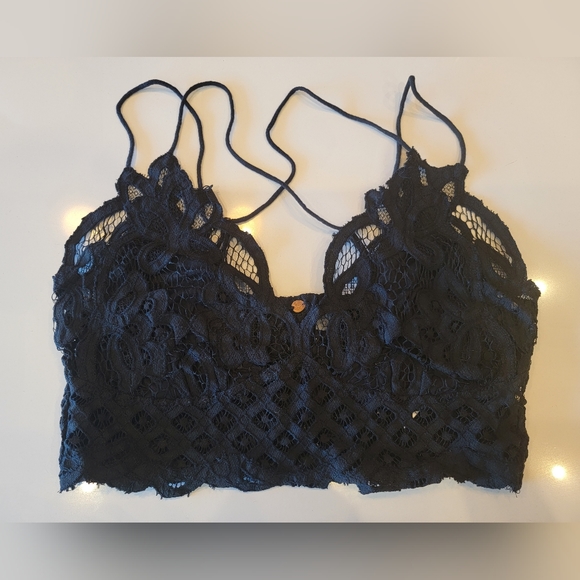 FP Movement Free People One Adella Bralette 3 Pack White Beige Black XL - Picture 10 of 12